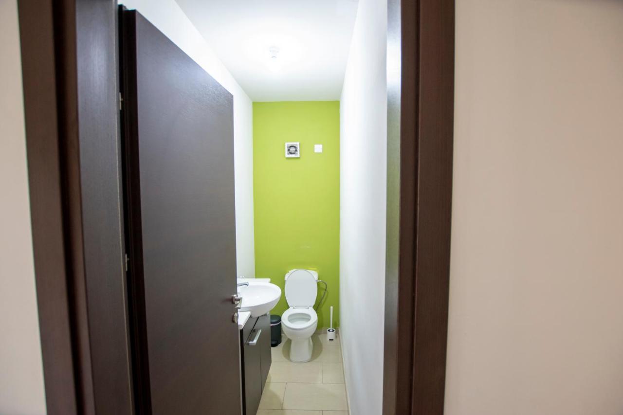 Glabur Stays - The Executive 2 Bdr - Nicosia City, Free Parking & Wifi, Welcomes You!!! エクステリア 写真